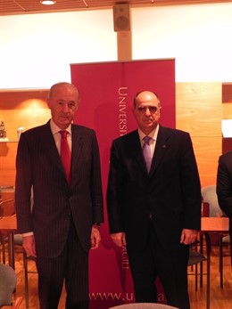 El Presidente De Microbank J.Francisco, Y El Rector F.X.Grau
