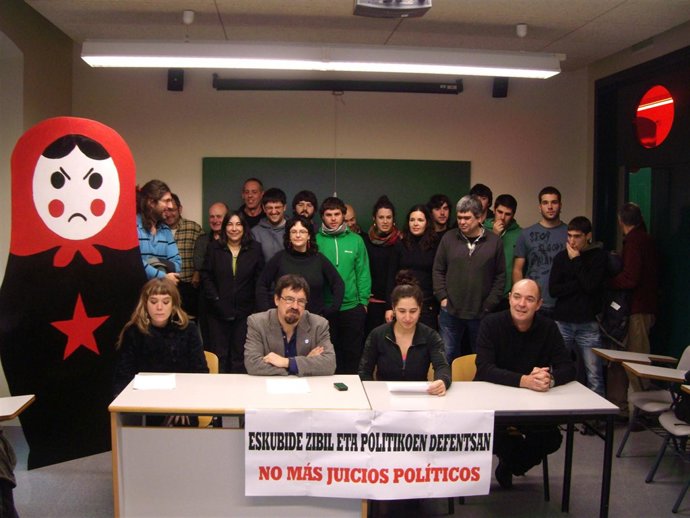  Iban Zaldua E Irati Anda Con El Colectivo 'Ekaitz Etxean!'