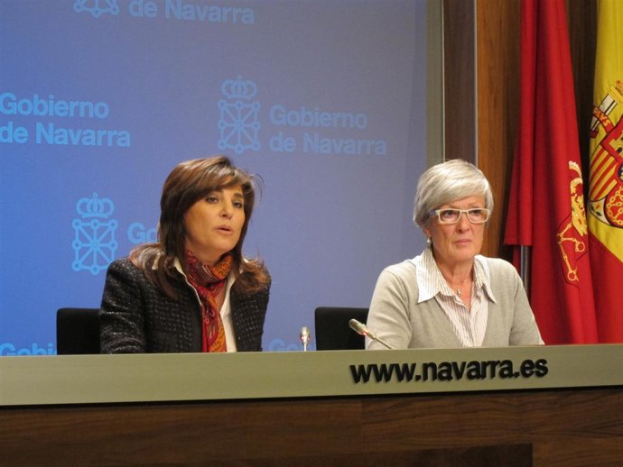 Elena Torres Y Concha Puyo.