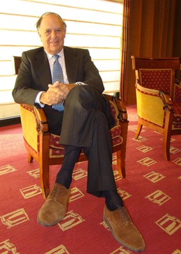 Don Carlos Falcó, Marqués de Griñón