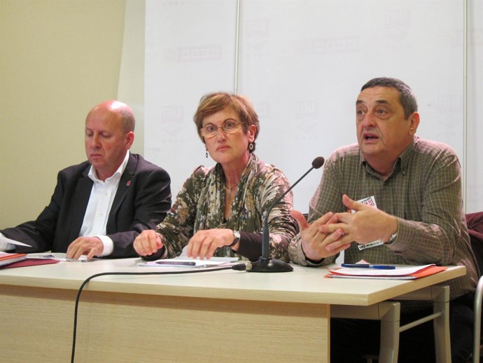 Xavier Casas (UGT), Josefina Pujol (CC.OO.) Y Luis Blanco (IAC)