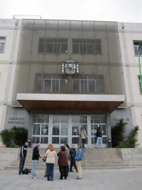 El joven acusado de agredir a su novia acepta seis meses de prisión y diez años de alejamiento