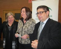 Junta quiere "lealtad de ida pero también de vuelta" con Gobierno central no haciendo tabla rasa con todas las regiones