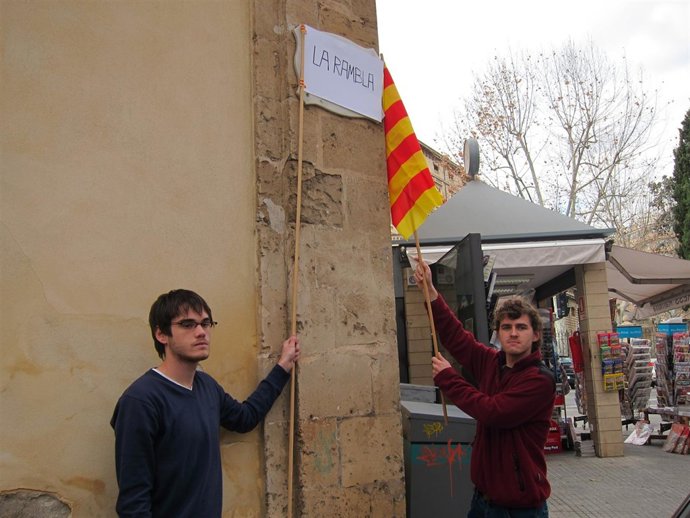 Abad Y Mainzer En La Rambla De Palma.
