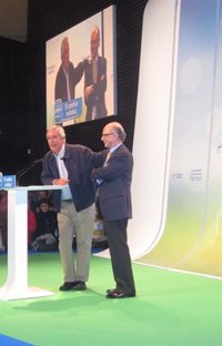 Montoro muestra el compromiso del Gobierno para la recuperación económica y social de Andalucía