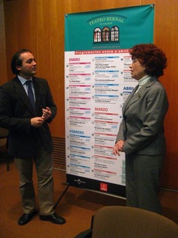 Gómez Presenta La Programación Del Teatro Bernal