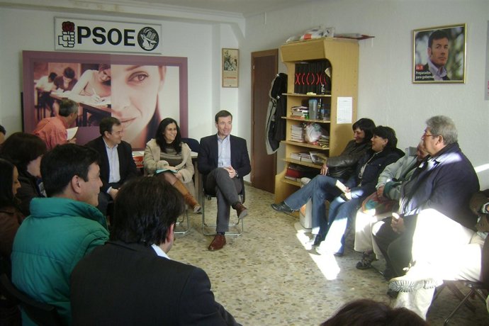 Tomás Gómez Se Reúne Con Agrupaciones Socialistas De Robledo De Chavela