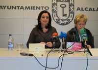 Moreno: "Quien quiera saber lo que haría Arenas, que mire a Rajoy, que ha subido impuestos al 90% de cuidadanos"