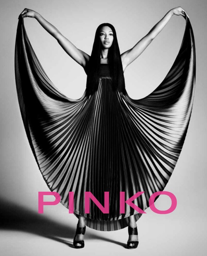 Naomi Campbell Para PINKO