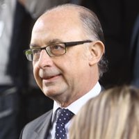 El Gobierno pedirá el martes a las CC.AA. que elaboren techos de gasto y propondrá sanciones para los desvíos