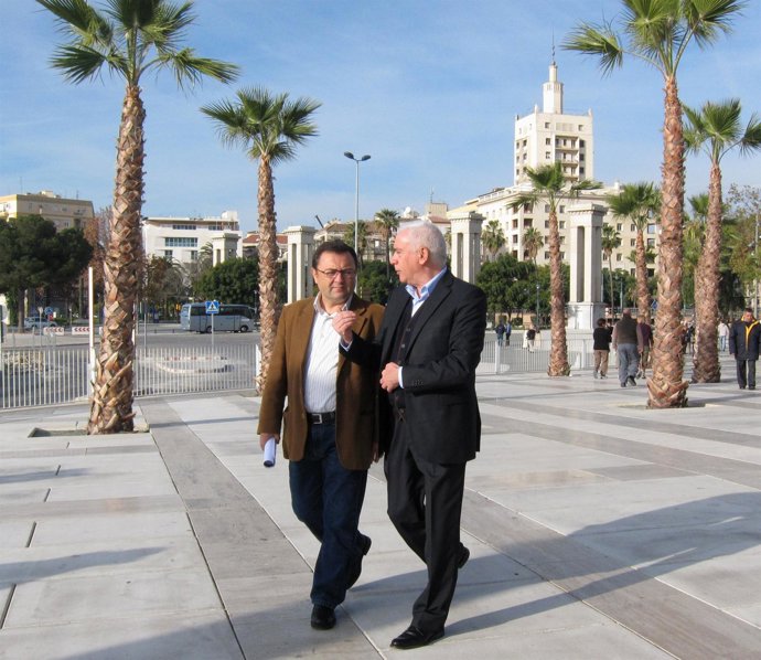 El Consejero De Turismo, Comercio Y Deporte, Luciano Alonso