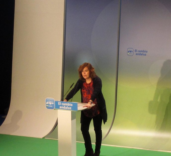 La vicepresidenta del Gobierno, Soraya Sáenz de Santamaría