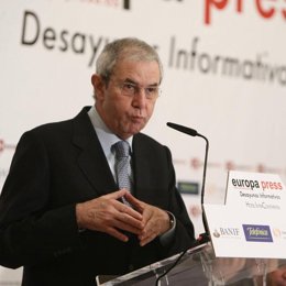 Emilio Pérez Touriño en los Desayunos de Europa Press