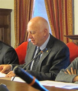 El Rector De La USC, Juan Casares Long