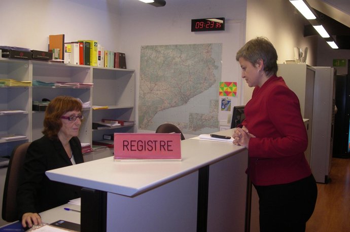 Anna Simó Presenta La Enmienda A La Totalidad De ERC