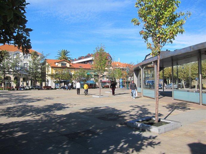Suances, Plaza De Viares