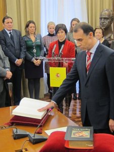 Antón Jura Su Cargo Ante Sáez Aguado Y Milagros Marcos