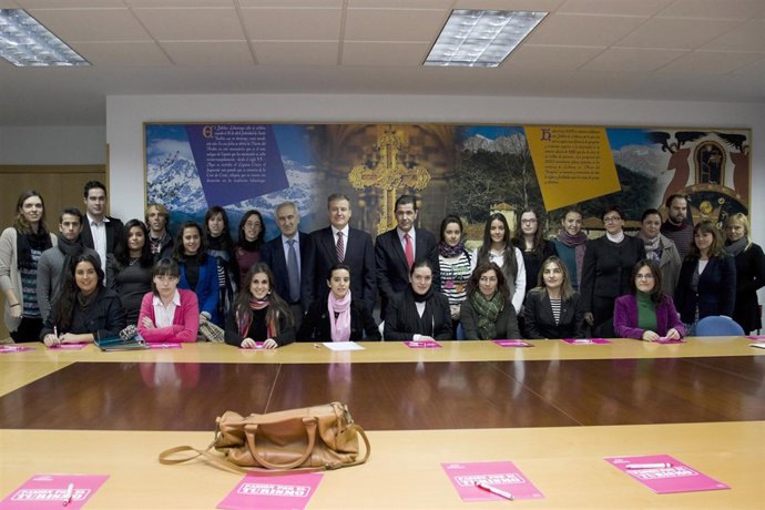 Arasti Con Los Alumnos De Altamira Que Irán A Fitur 