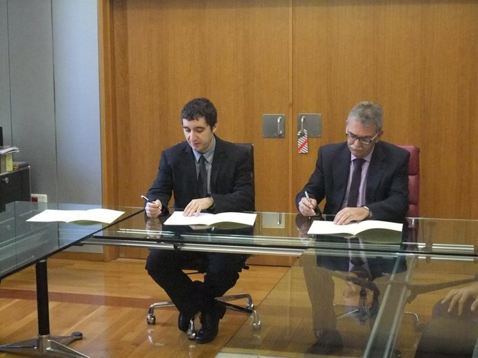 Firma Del Convenio Para Posibilitar La Celebración Del Campeonato De Golf 