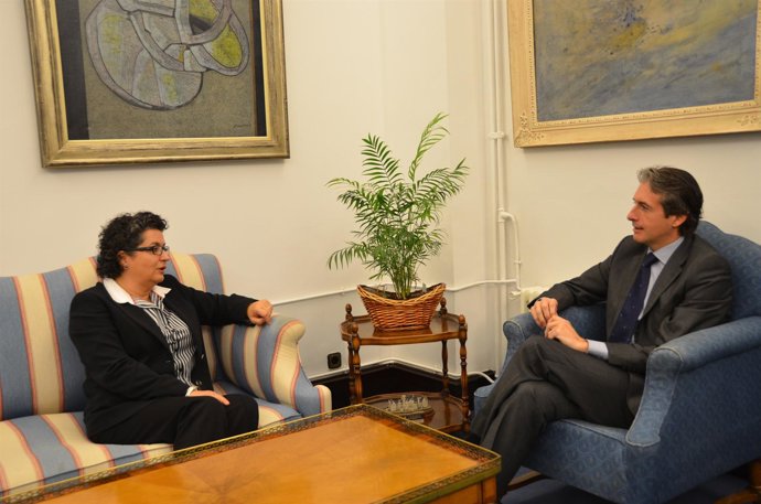 El Alcalde De Santander Con Pilar Allúe