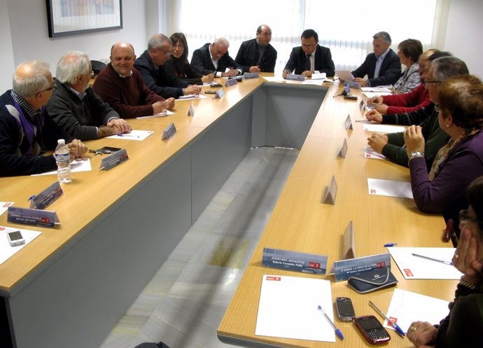 Un Momento De La Reunión De La Coordinadora Del PSOE De Málaga Capital
