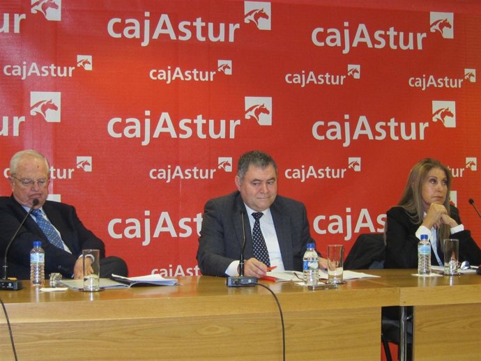 Enrique González, José Vega Y Purificación García (La Cultura En El Siglo XXI)