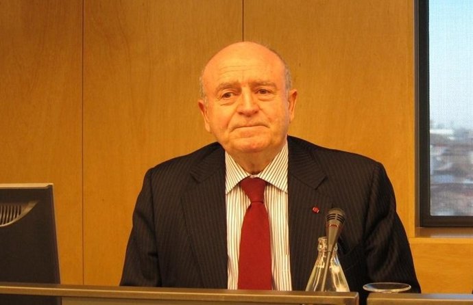 Abel Matutes Define A Fraga Como "El Padre Del Turismo"