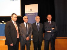 Abad, Nadal Y Artajo En El Acto En El Centro Joaquín Roncal