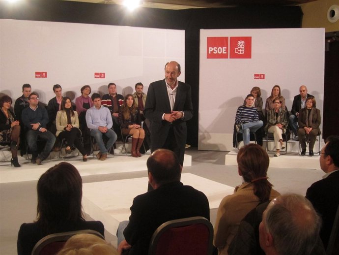 Alfredo Pérez Rubalcaba (PSOE)