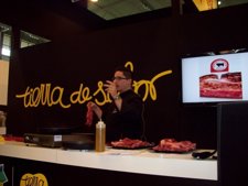 Una Presentación De La Carne De Ávila