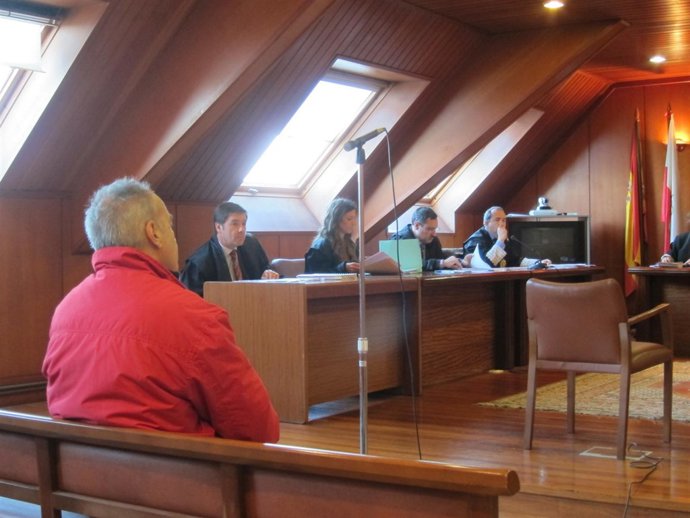 El Promotor Acusado De Un Delito De Estafa Y Alzamiento De Bienes