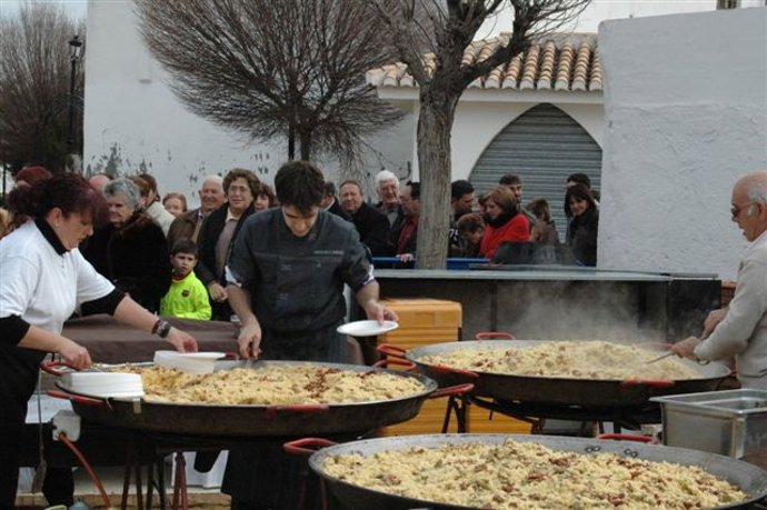 REPARTO DE MIGAS SAN SEBASTIAN EN LAS GABIAS