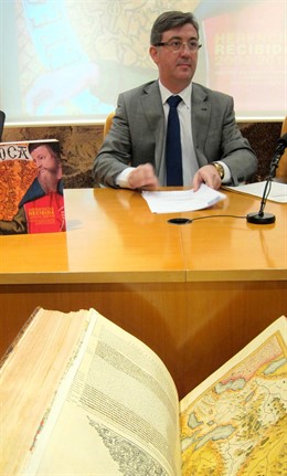 Marcial Marín, Consejero De Educación