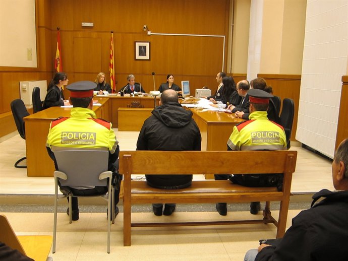 Juzgan Al Acusado De Quemar A Su Exmujer