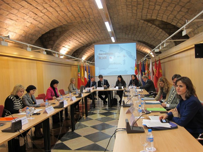 Reunión De La Iniciativa Macrorregión En El Gobierno De Aragón.