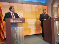 El Conseller Josep M. Pelegrí Y El Portavoz Del Govern, F. Homs