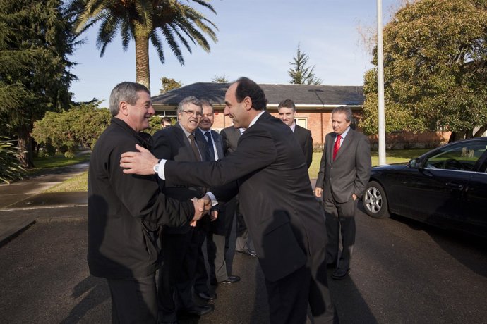 Visita De Ignacio Diego A La Planta De Dynasol, En Gajano