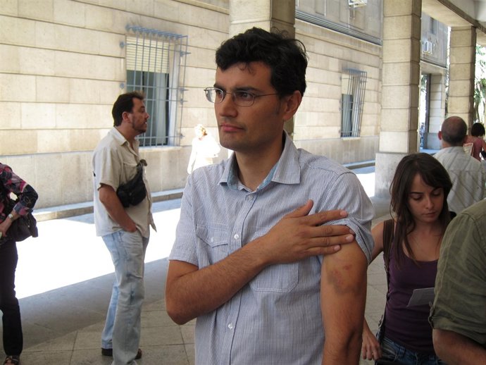 Profesor De La US Detenido