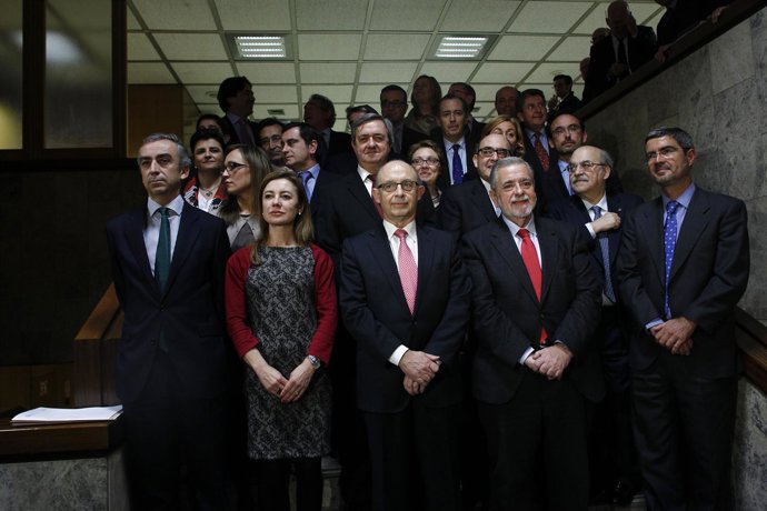 Cristóbal Montoro Y Las CC.AA. En El Consejo De Política Fiscal Y Financiera