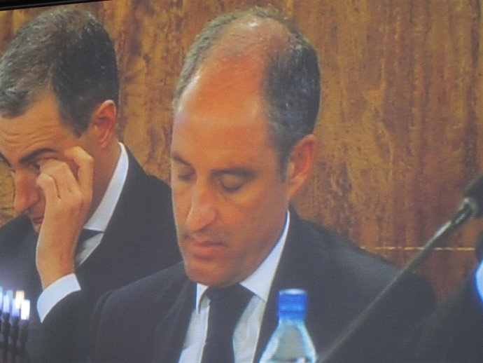 Costa Y Camps En Un Momento Del Juicio