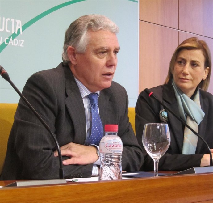 El Consejero Andaluz De Gobernación Y Justicia, Francisco Menacho