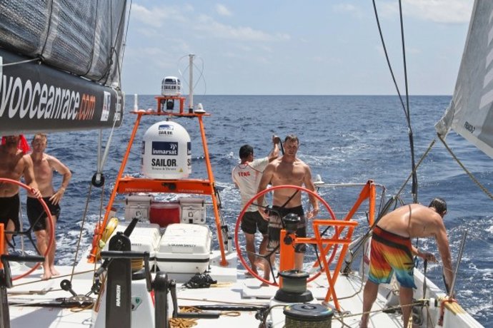 Vela VOR Team Sanya, Visita De Neptuno