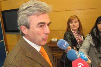 El Gobierno de Cospedal asegura que "en muy pocas semanas" empezará a pagar el dinero que debe a sus proveedores