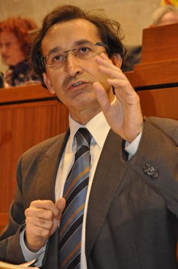 El Consejero De Hacienda, José Luis Saz