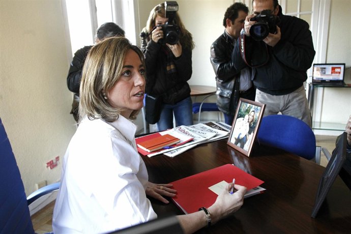 Carme Chacón, En Su Despacho De Ferraz