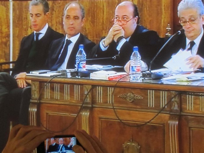 Costa Y Camps En El Juicio