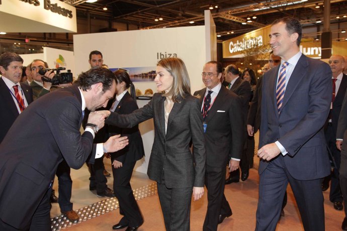 José Ramón Bauzá Saluda A La Princesa, Doña Letizia, En Fitur 
