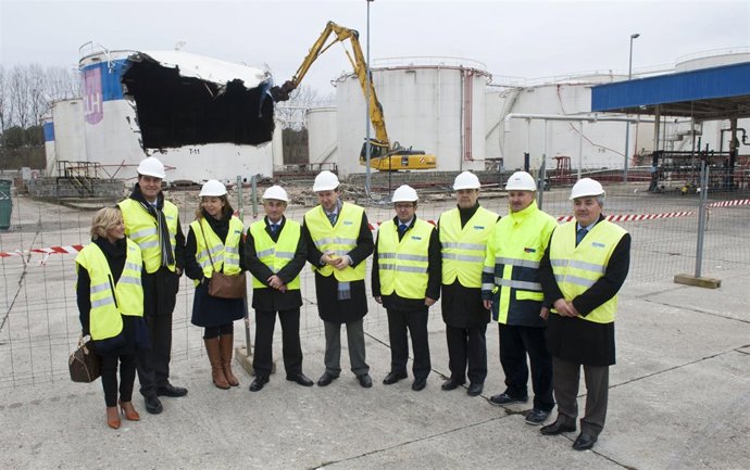 Desmantelamiento De La Central Logística De Hidrocarburos En Burgos