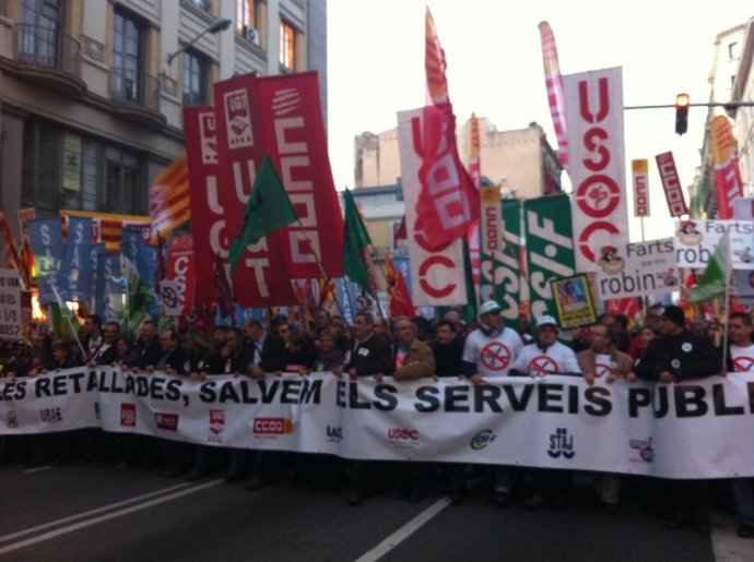 Manifestación En Barcelona Contra Los Recortes Públicos