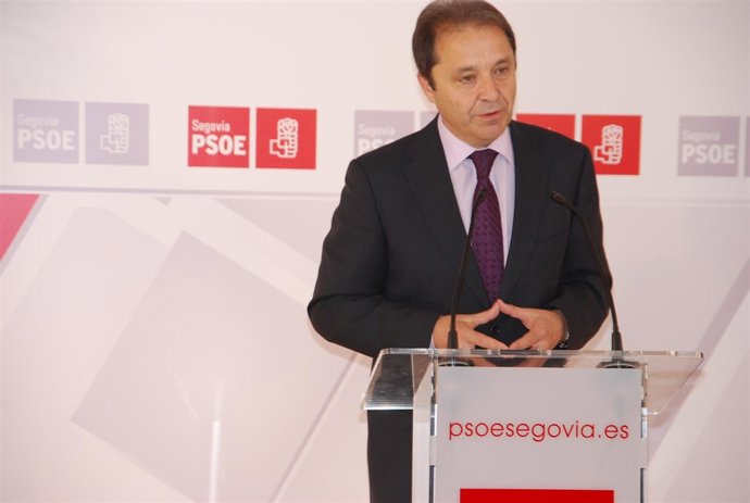 El Diputado Socialista Juan Luis Gordo 